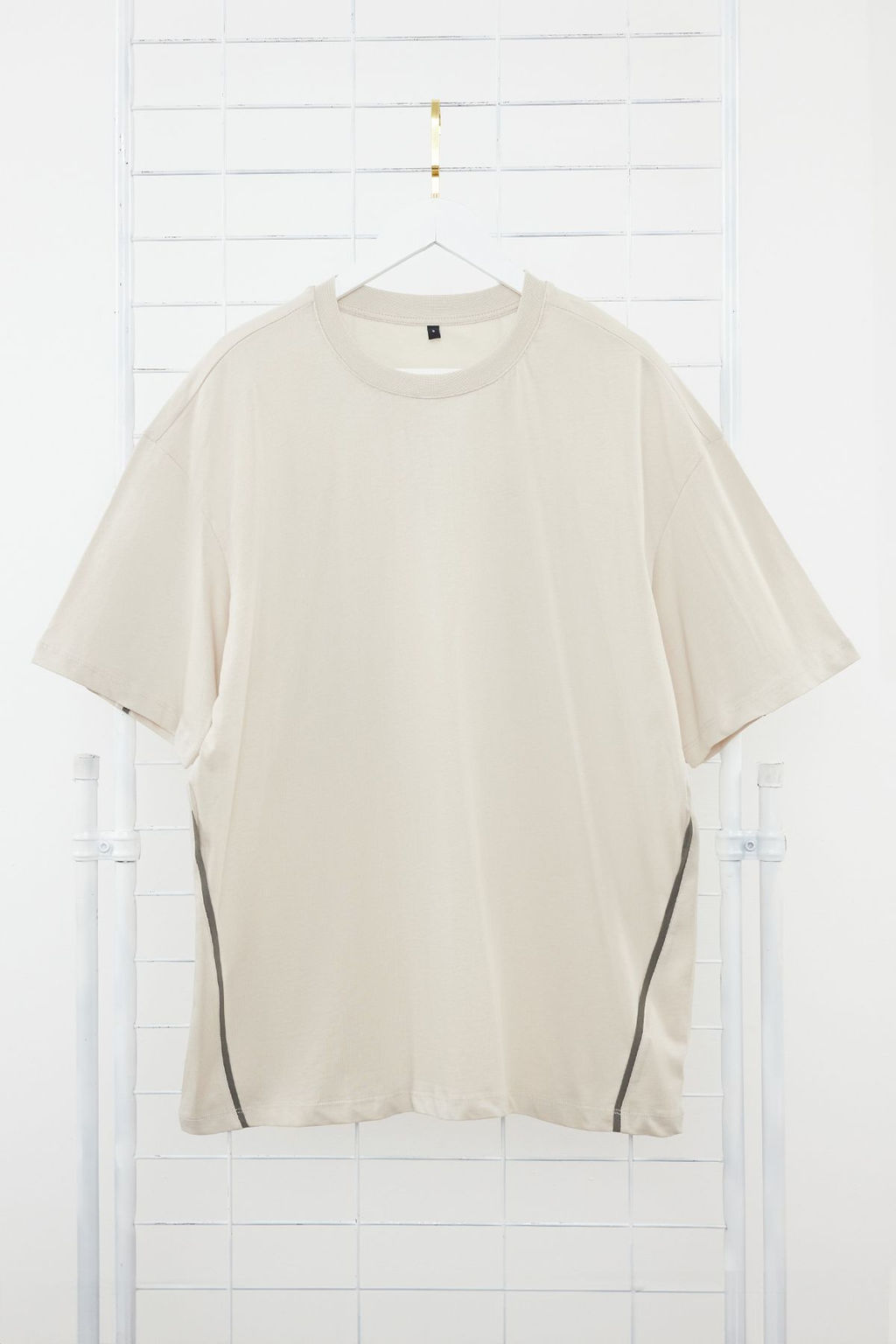 Tas Oversize/Genis More Sustainable Kontrast Biyeli %100 Pamuklu Organik T-shirt TMNSS24TS00180 - Trendyolmilla фото 4