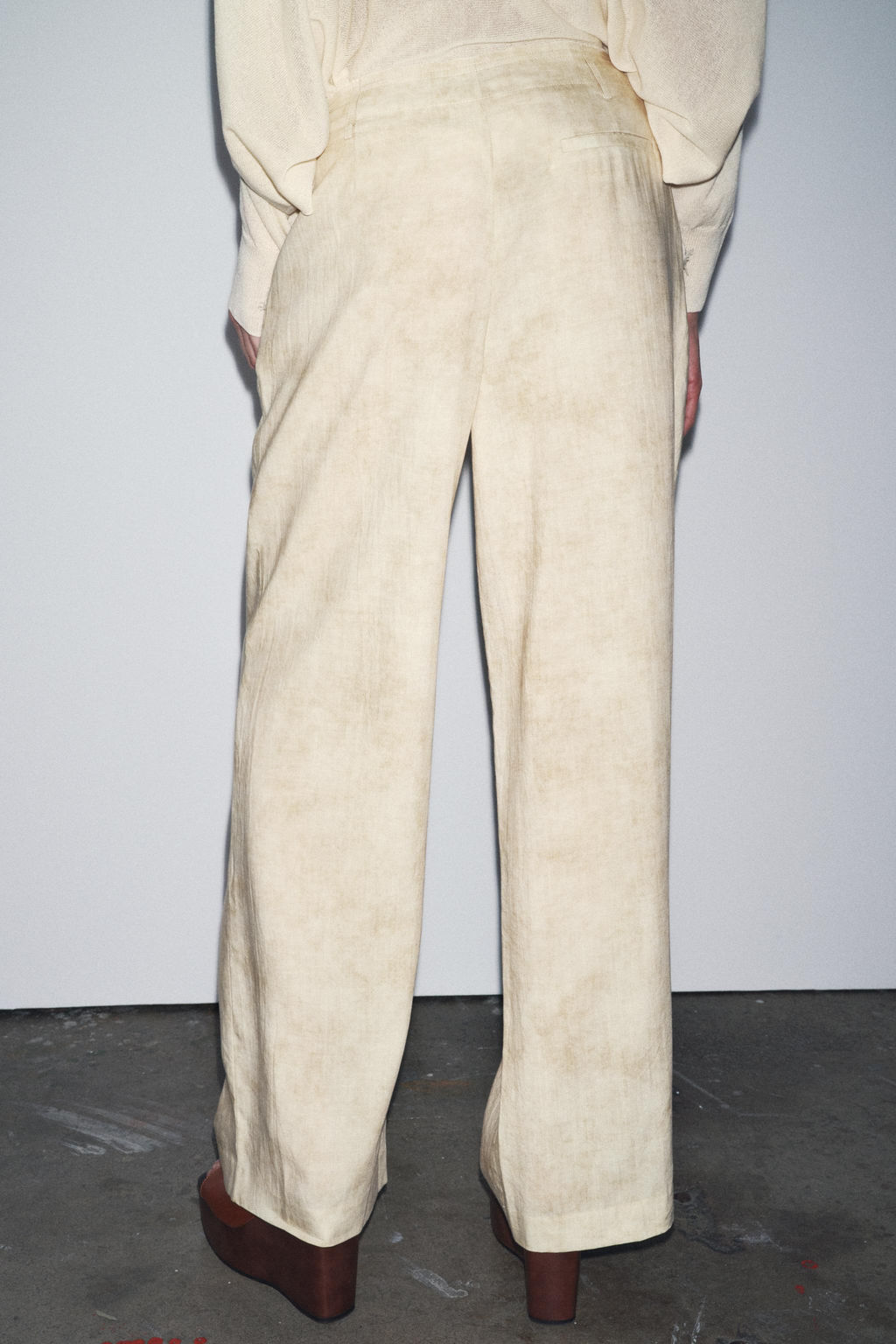 ZW COLLECTION TROUSERS WITH DARTS - Zara фото 3