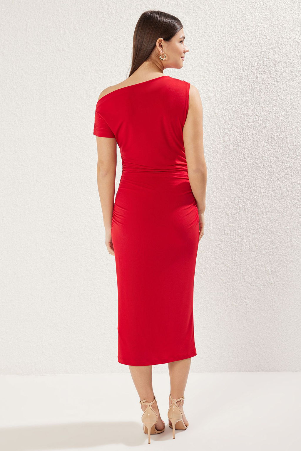 TRENDYOLMILLA Siyah Fitted Vucuda Oturan Kay?k Yaka S?f?r Kol Esnek Orme Orme Midi Kalem Elbise TWOSS24EL00662  фото 5