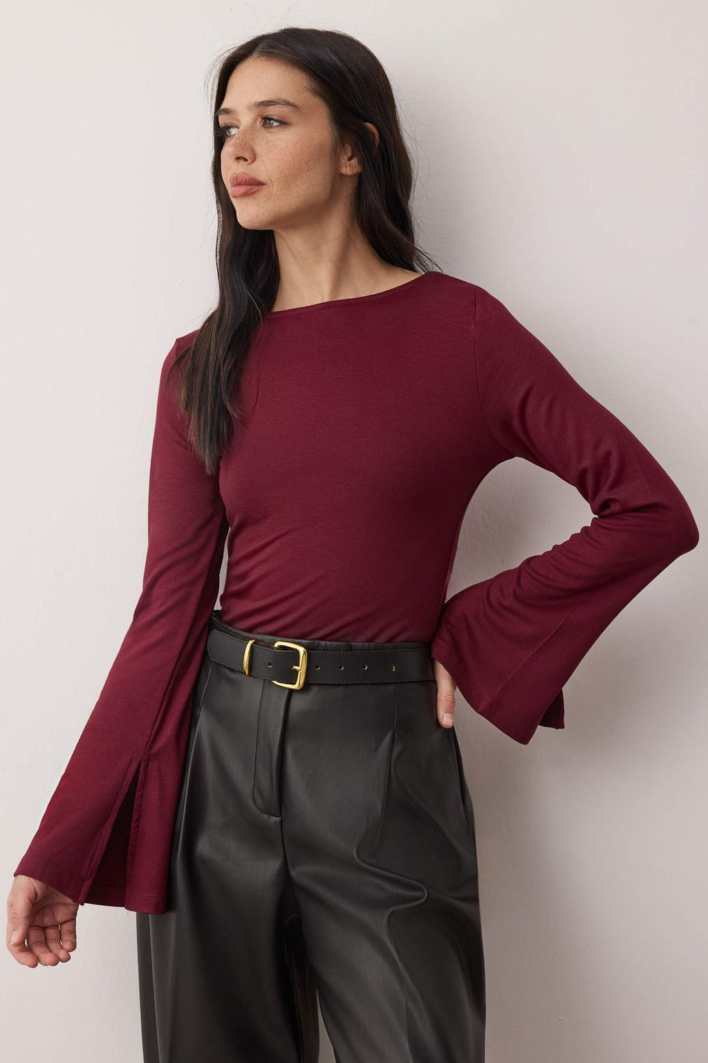 Bordo Fitted/Vucuda Oturan Kay?k Yaka Yumusak kumasl? Uzun Kollu Esnek Orme Bluz TWOAW26BZ00129