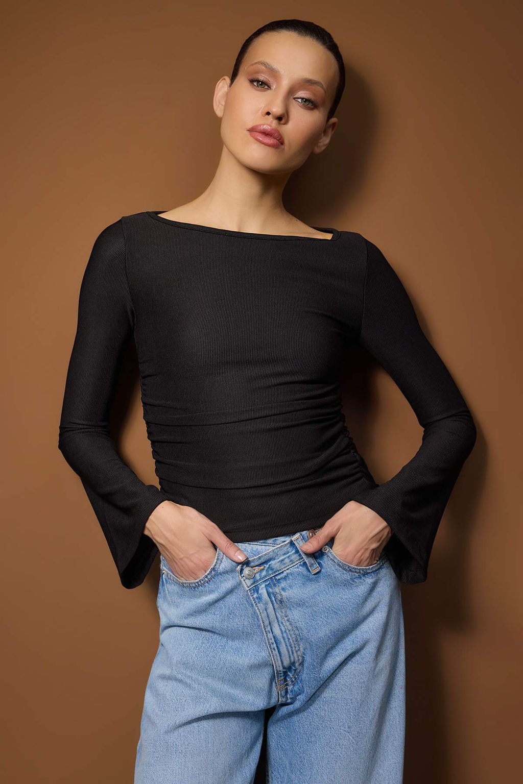 Siyah-Ekru Fitted/Vucuda Oturan 2li Paket Orme Bluz TWOAW26BZ00350 - Trendyolmilla фото 2