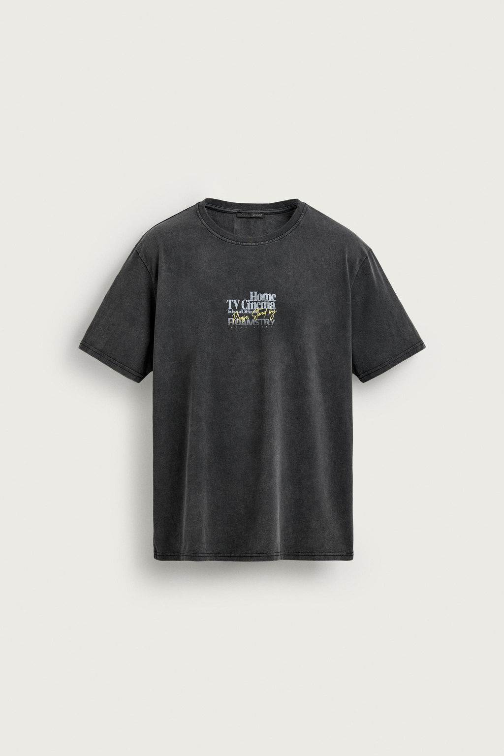 CAMISETA LAVADA TEXTOS CONTRASTE / Gris claro