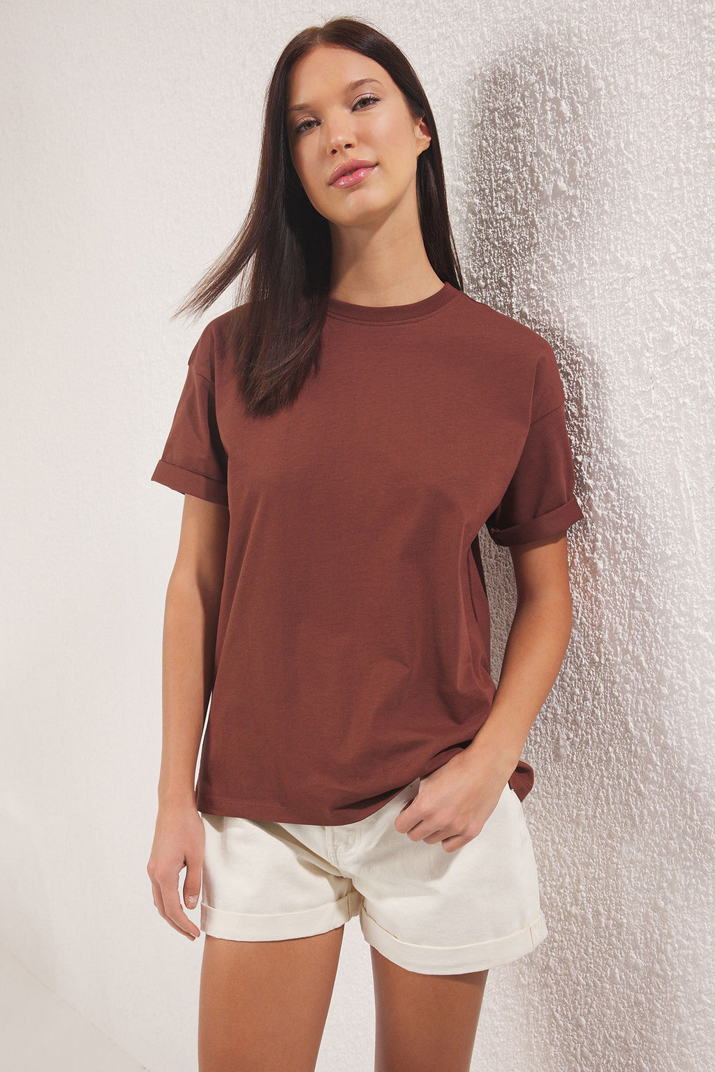 Kahverengi %100 Kal?n Pamuklu Premium Oversize/Genis Kal?p Orme T-Shirt TWOSS23TS00040
