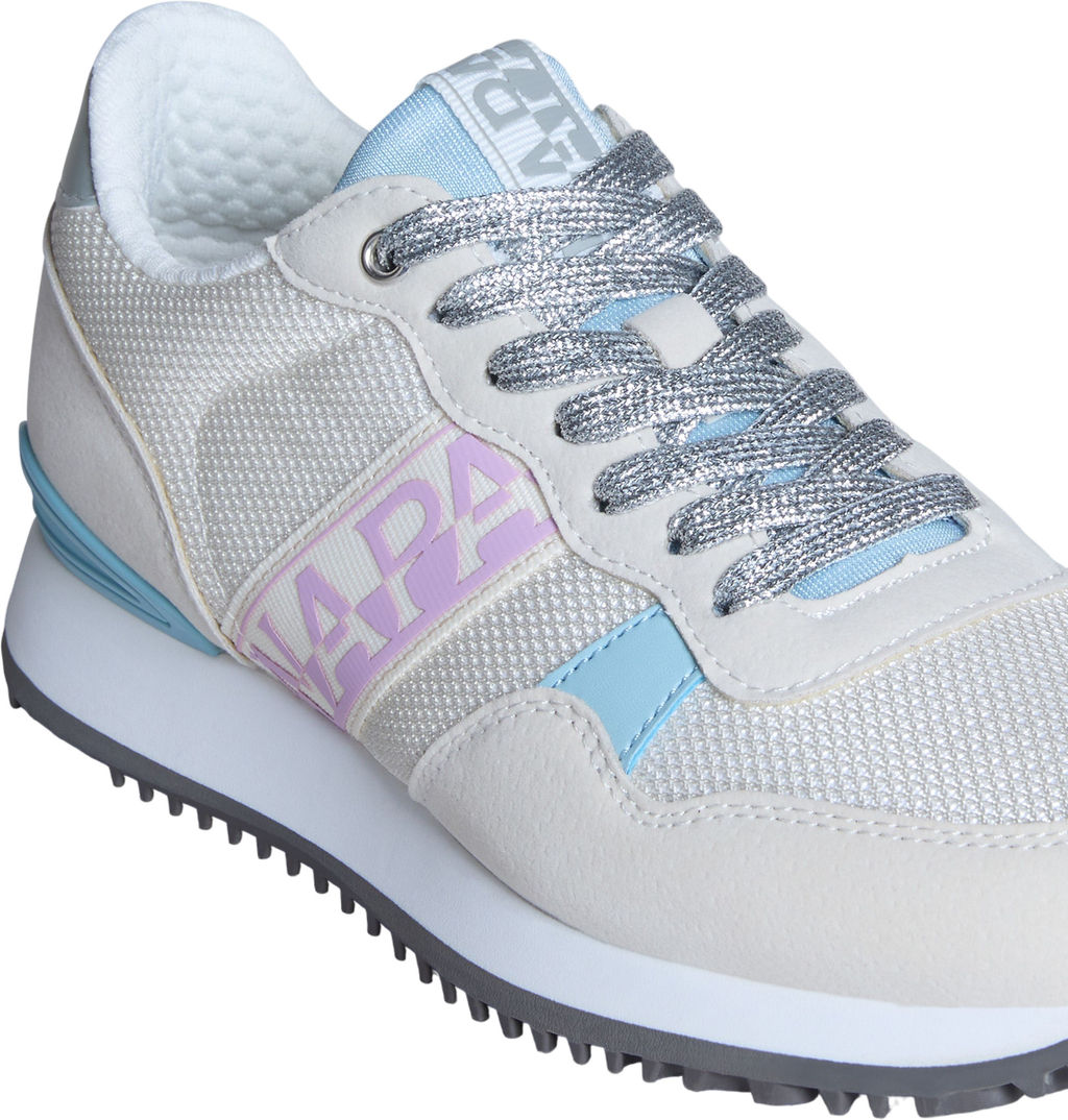 Кроссовки женские