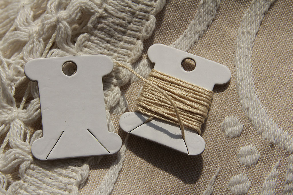 Gamma LB-20 Бобины для мулине пластик 4 см 20 шт в блистере ассорти  фото 6