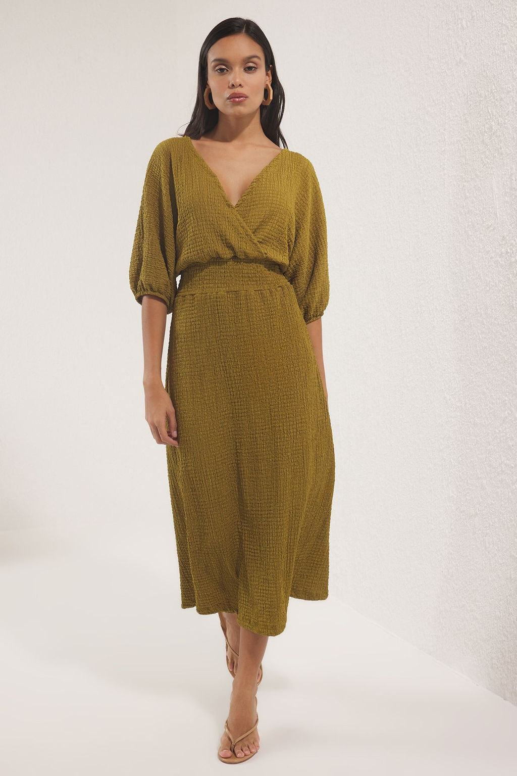 Yag Yesili Dokulu V Yaka Kruvaze Yarasa Kol Beli Gipeli Maxi Esnek Orme Elbise TWOSS25EL00830