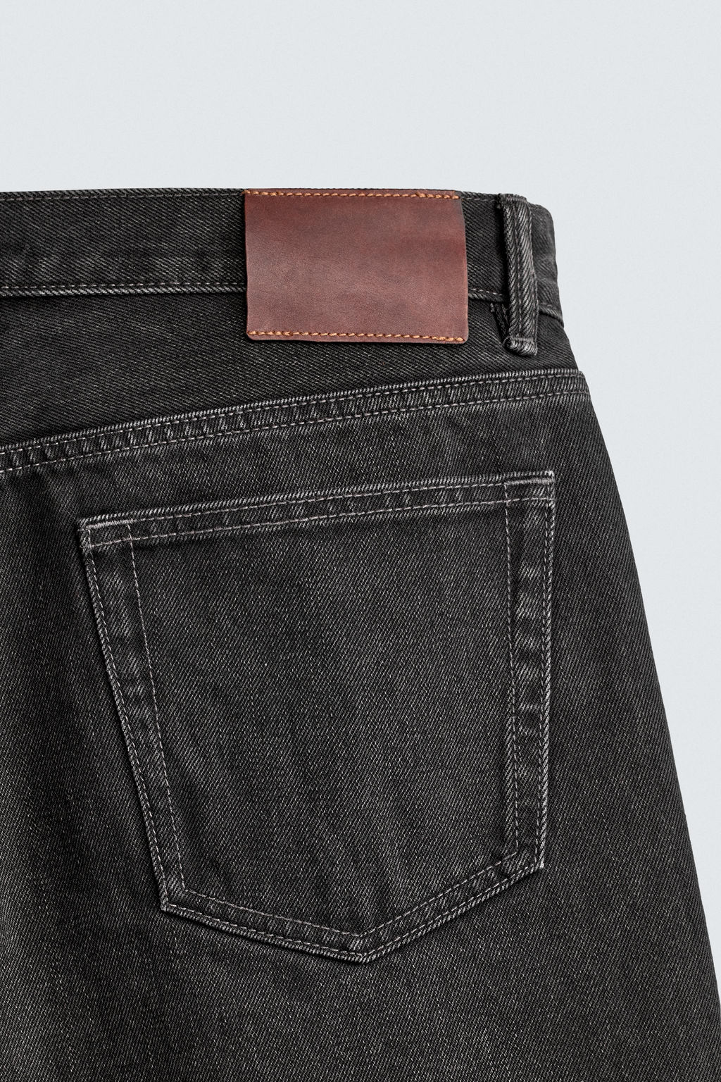 JEANS STRAIGHT FIT / Negro