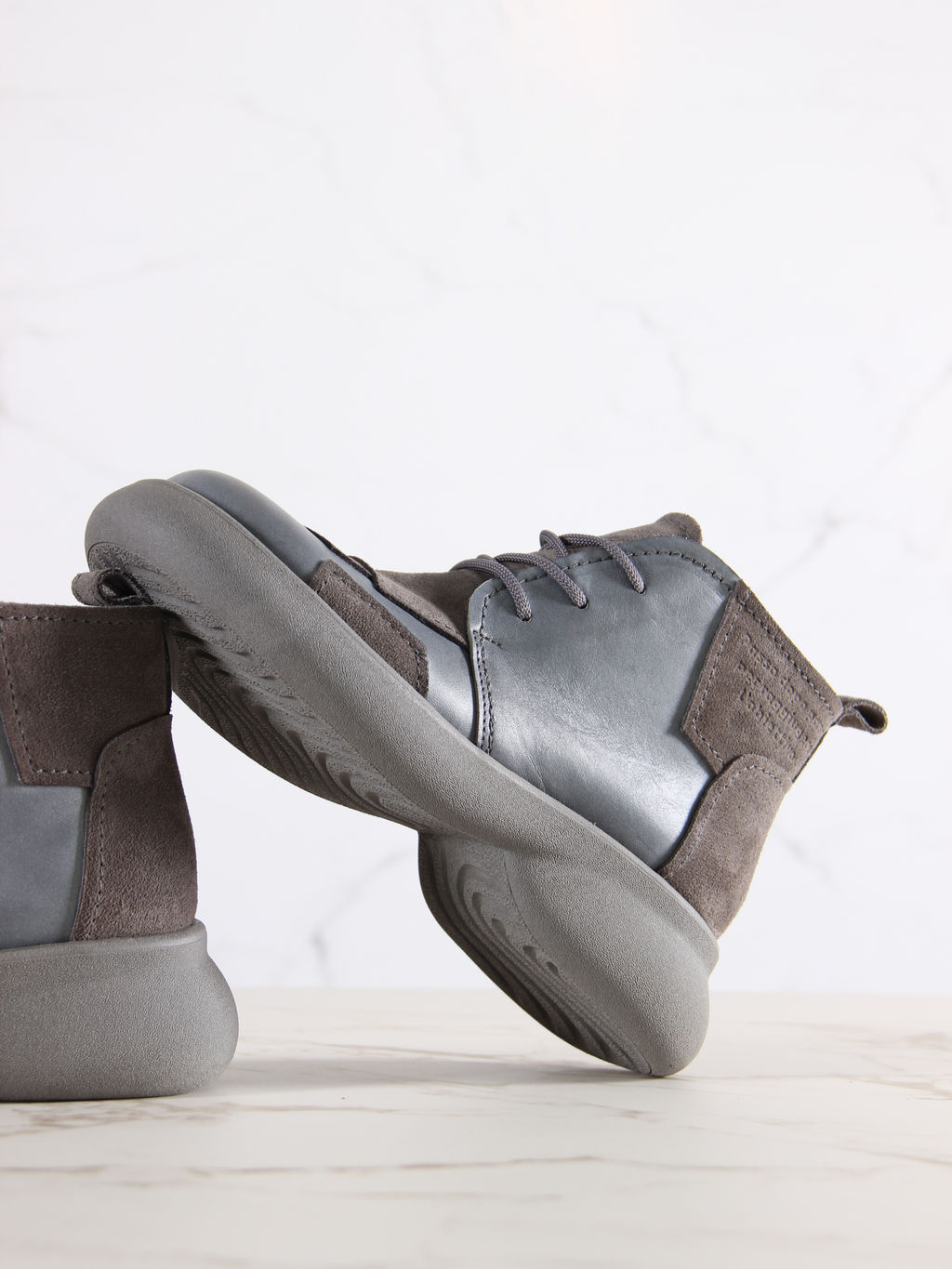 Ботинки 305.927gr.Серая вакса+серый замок замша/байка