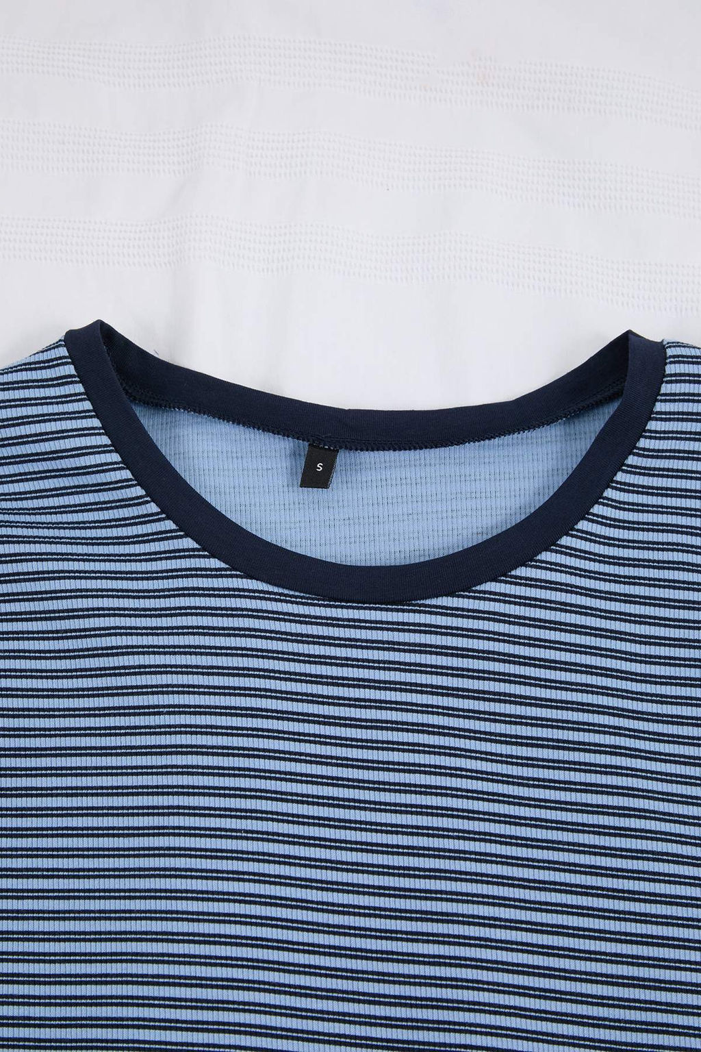 Lacivert Regular Fit Cizgili Pamuklu Pijama Tak?m? TMNSS26PT00015