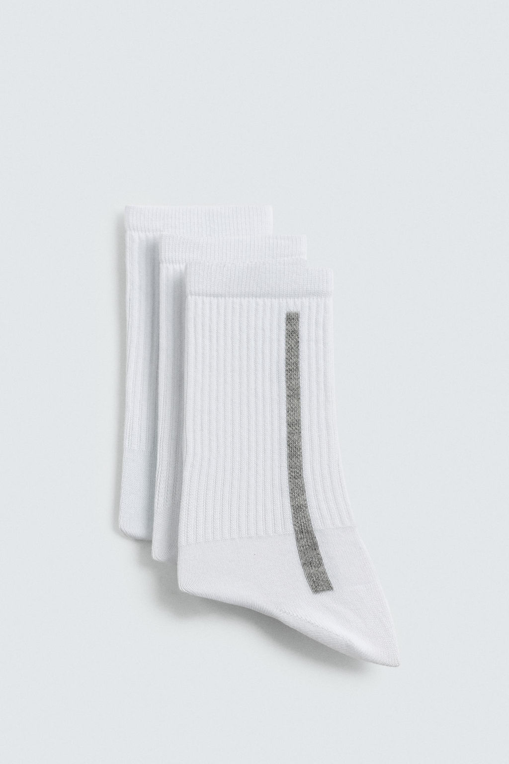 3-PACK OF STRIPED SOCKS