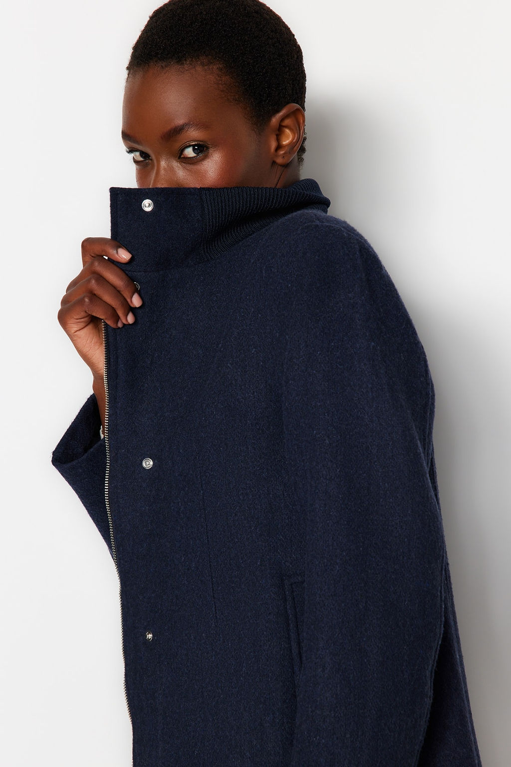 Lacivert Ribana Yaka Detayl? Yunlu Kase Kaban TWOAW24KB00059