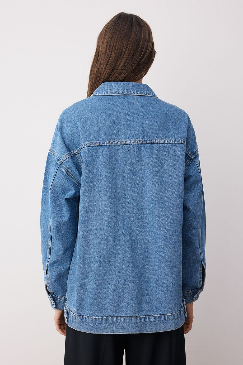 Mavi Oversize Trucker Denim Ceket TWOAW23CE00189 - Trendyolmilla фото 4