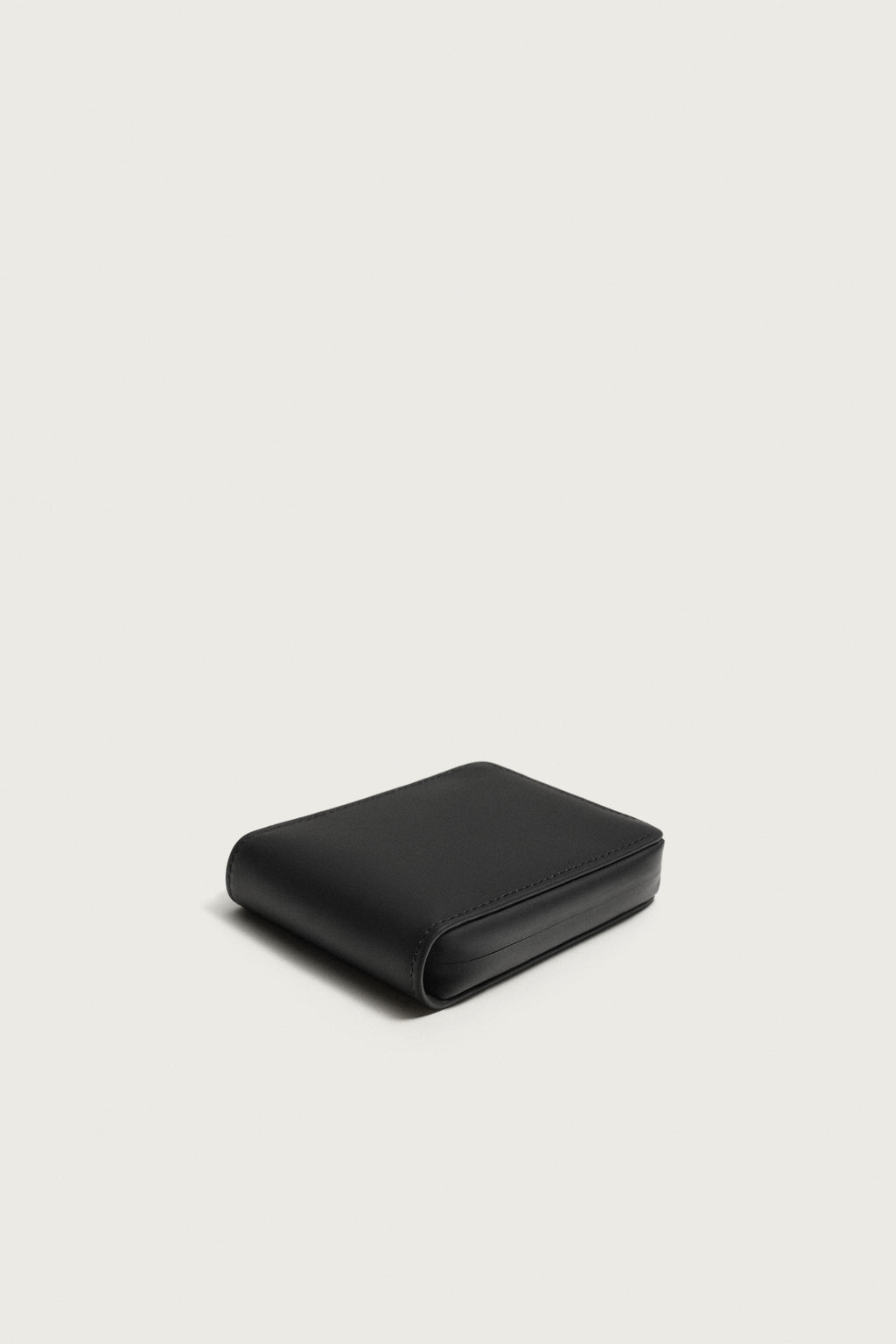CARTERA CREMALLERA ENGOMADA / Negro - Zara фото 2