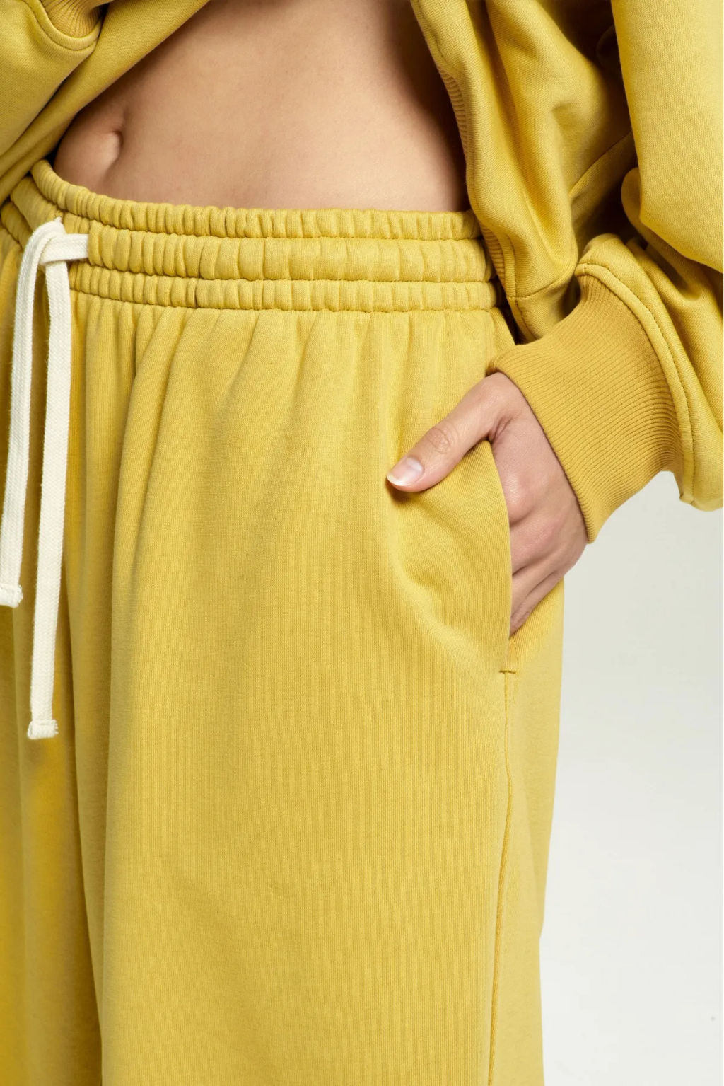 Джоггеры Oversize Soft Yellow - Erist store фото 5