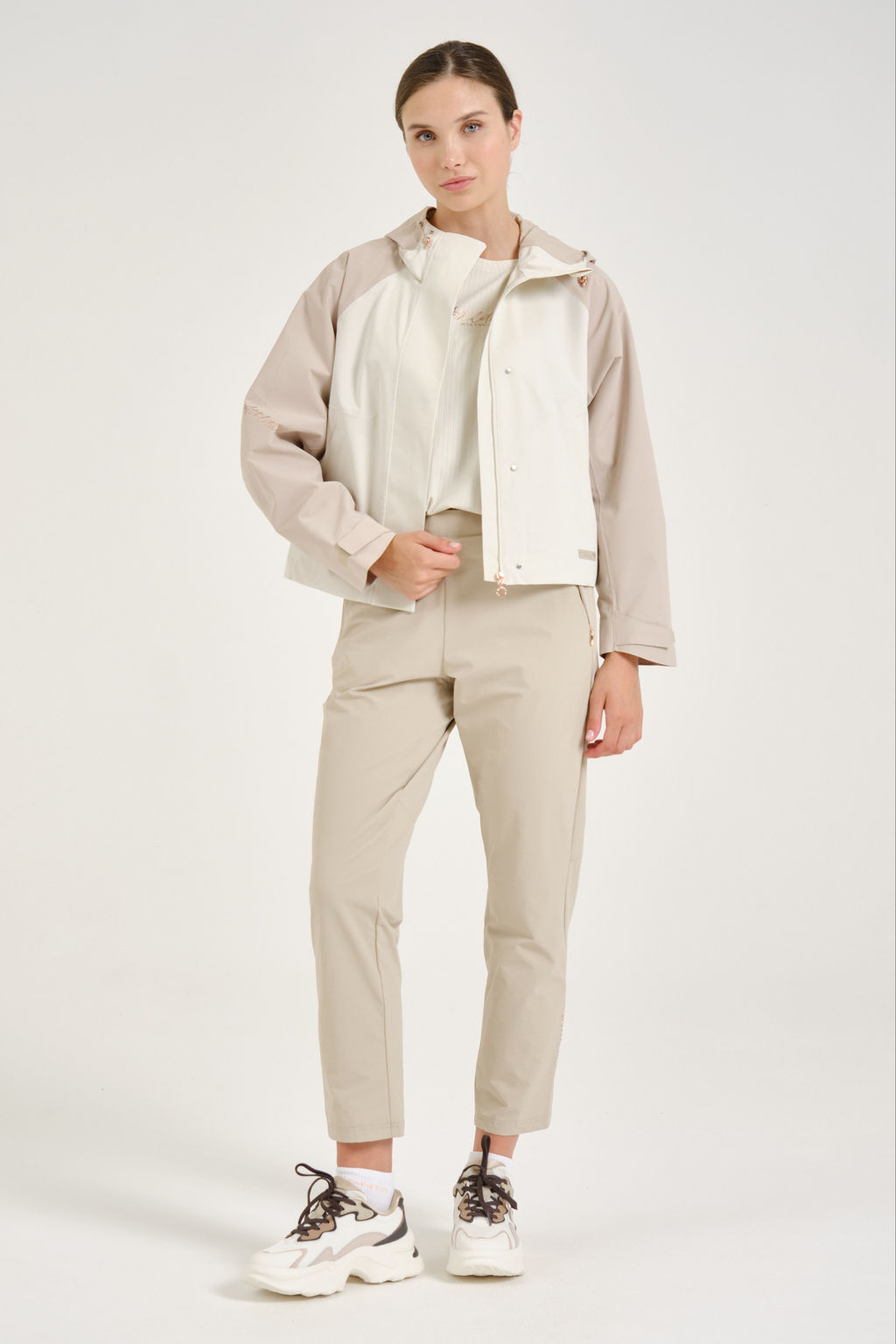 Ветровка с капюшоном Серый - Anta фото 11