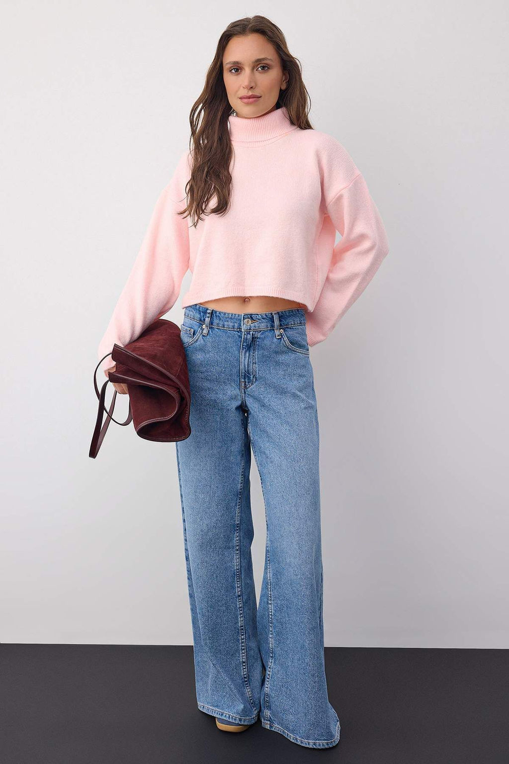 Wardrobe Essentials Pembe Genis Kal?p Yumusak Dokulu Crop/K?sa Triko Kazak TWOAW26KZ00113