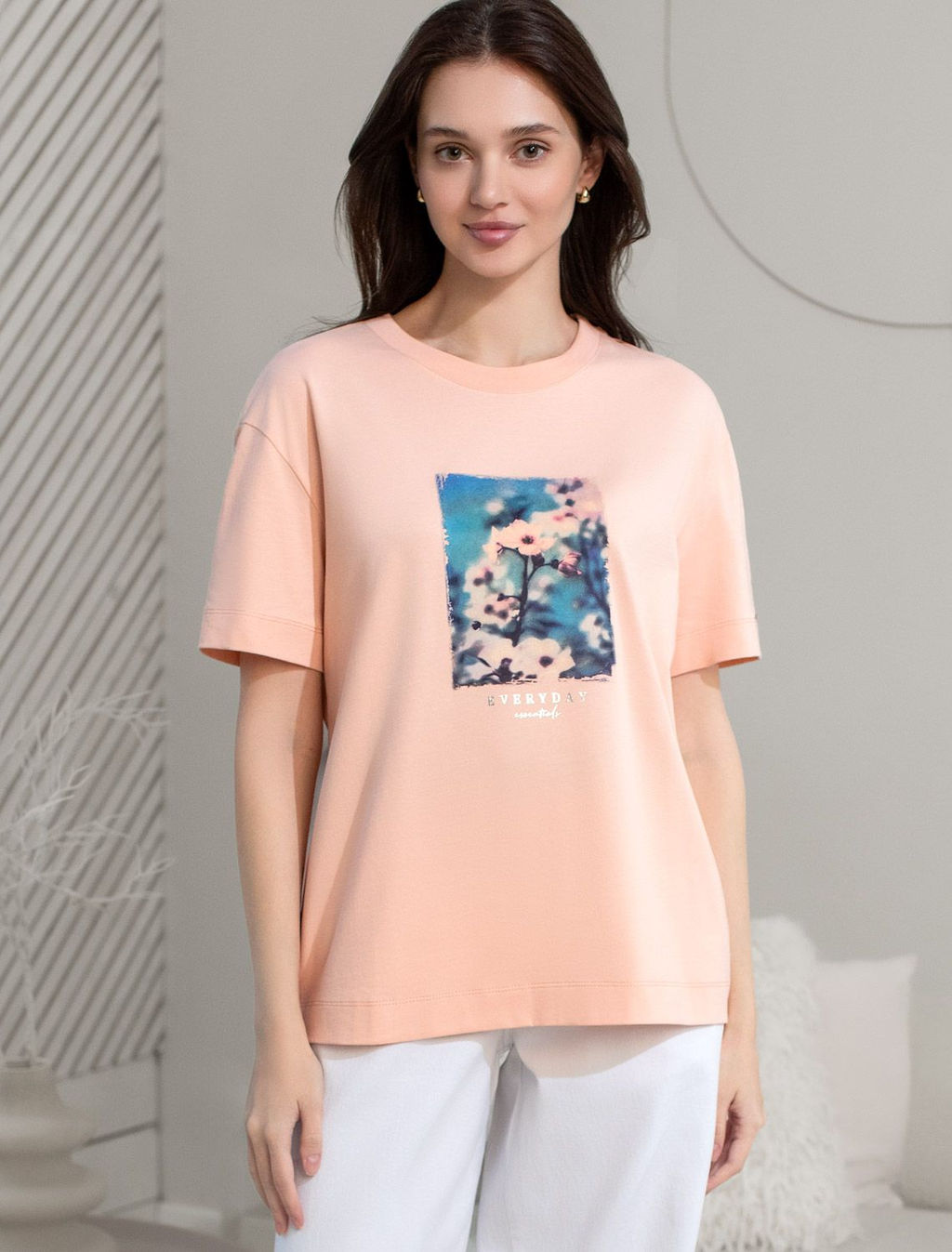 Свободная футболка с принтом из премиального хлопка с эастаном - Vilatte фото 5