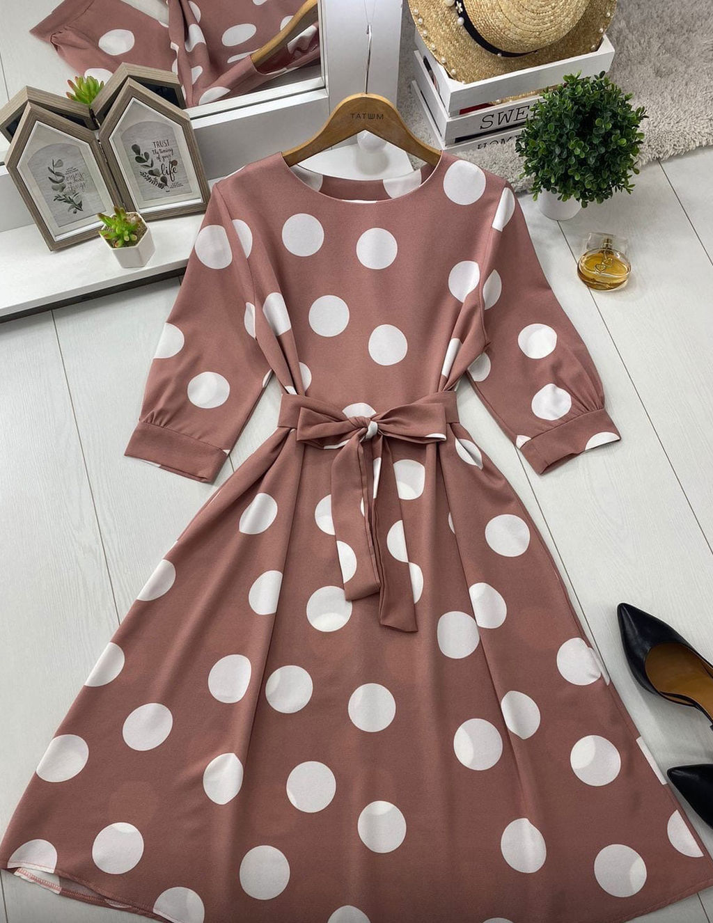 Платье женское N