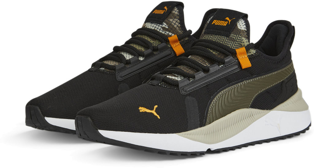 Кроссовки взрослые