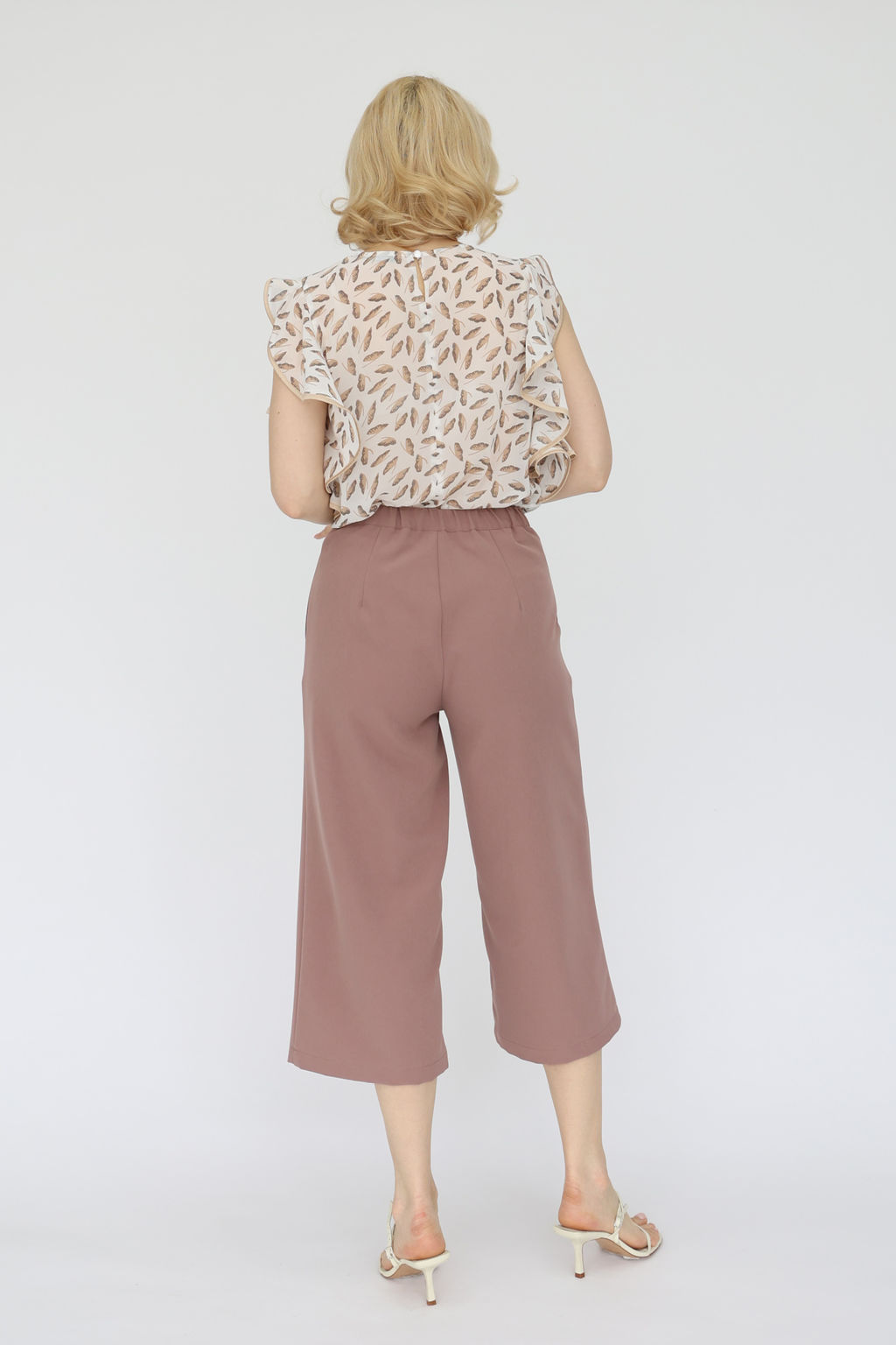 Топ с воланом - Looklikecat фото 3