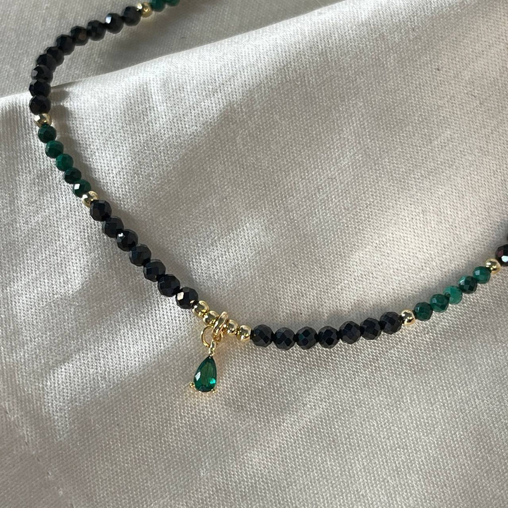 Бусы из Шпинели и Малахита