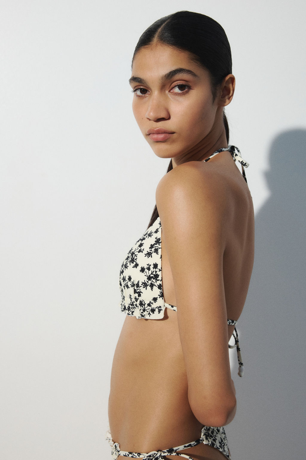 Top de bikini de tri?ngulo con push-up - H&m фото 7