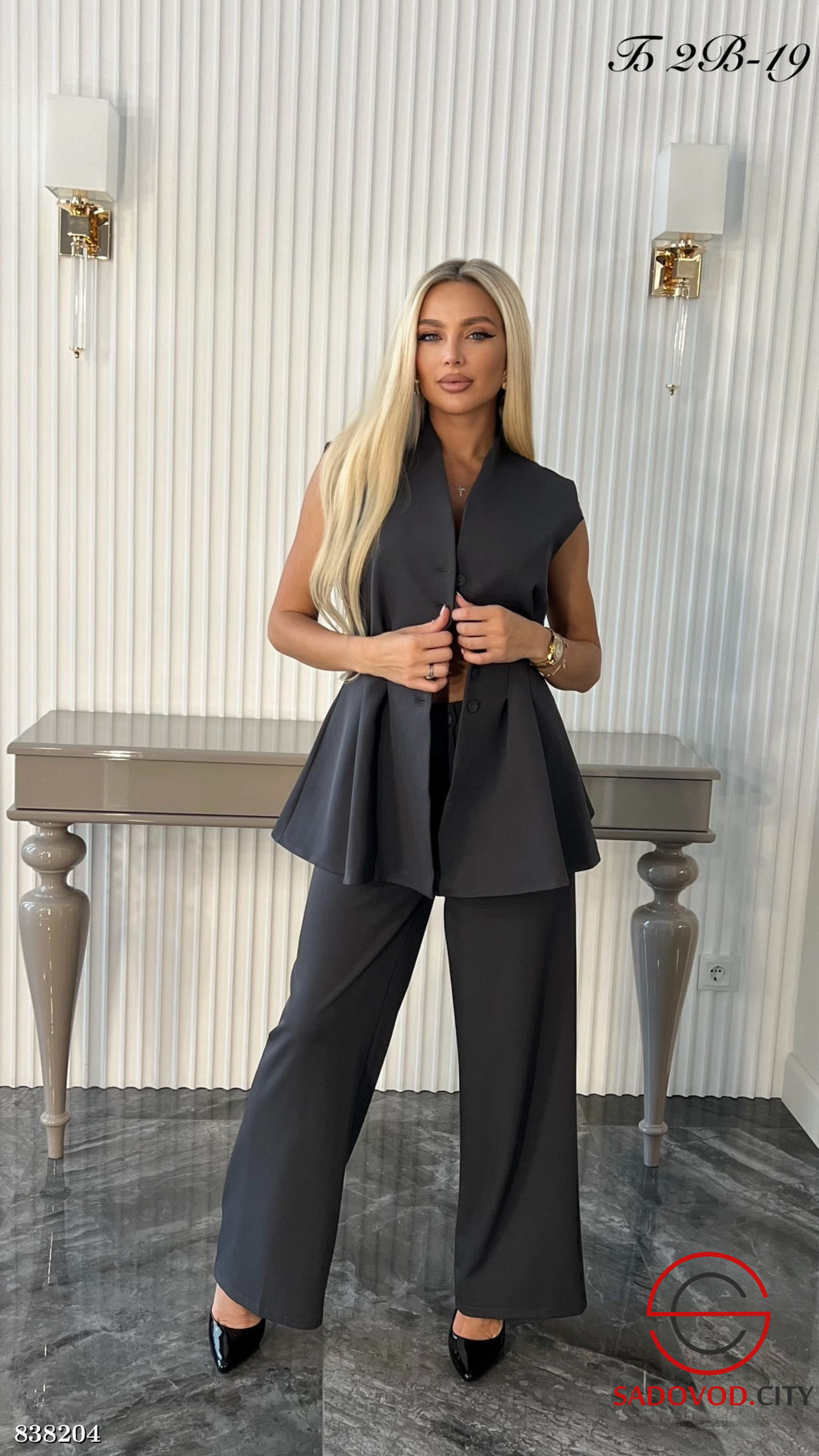 Костюм двойка из костюмной ткани с полным подкладом