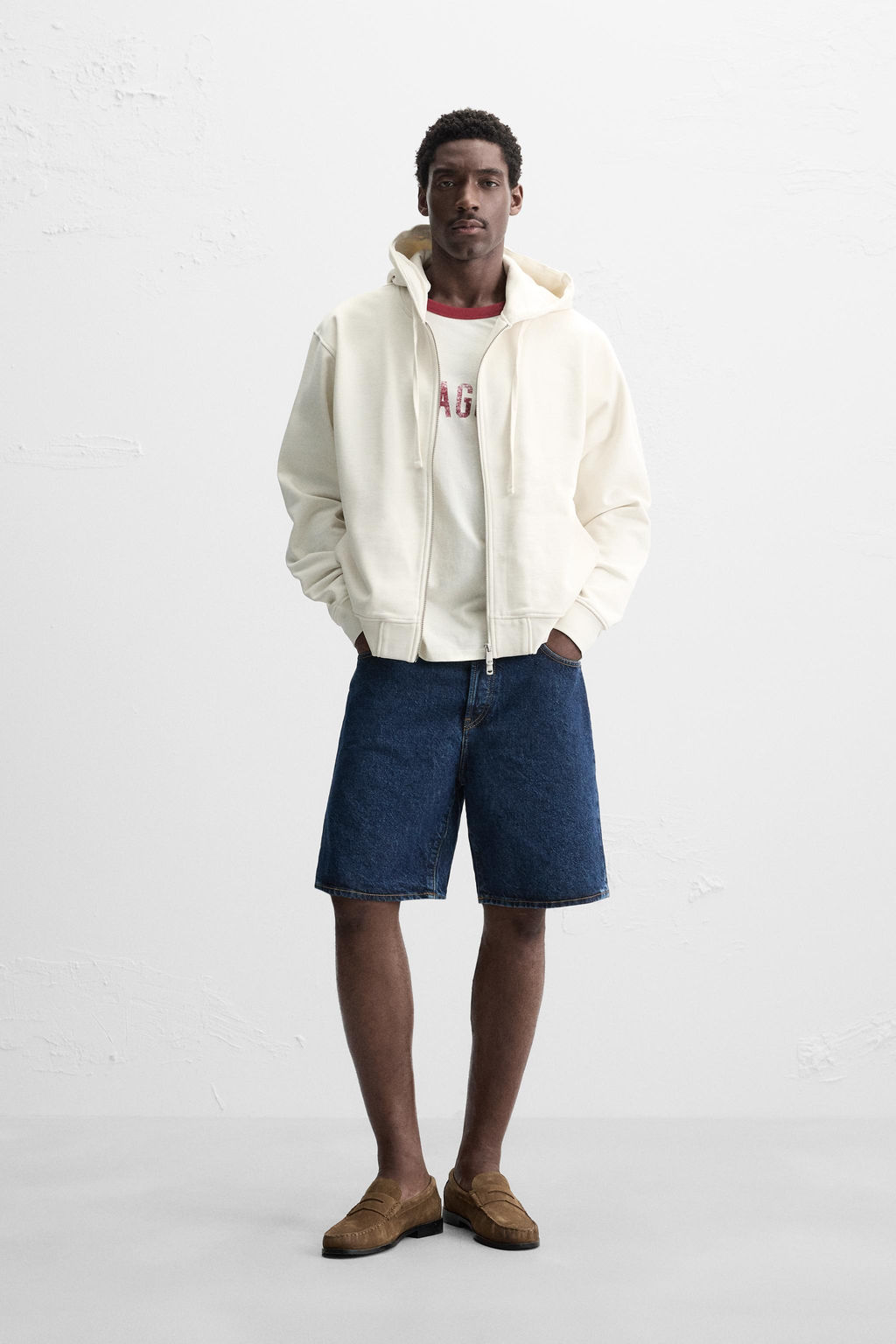 BASIC HOODIE WITH ZIP