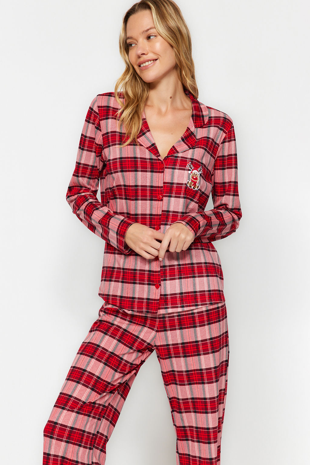K?rm?z? Ekoseli Geyik Nak?s Deteyl? Tshirt-Pantolon Orme Pijama Tak?m? THMAW24PT00053 - Trendyolmilla фото 4