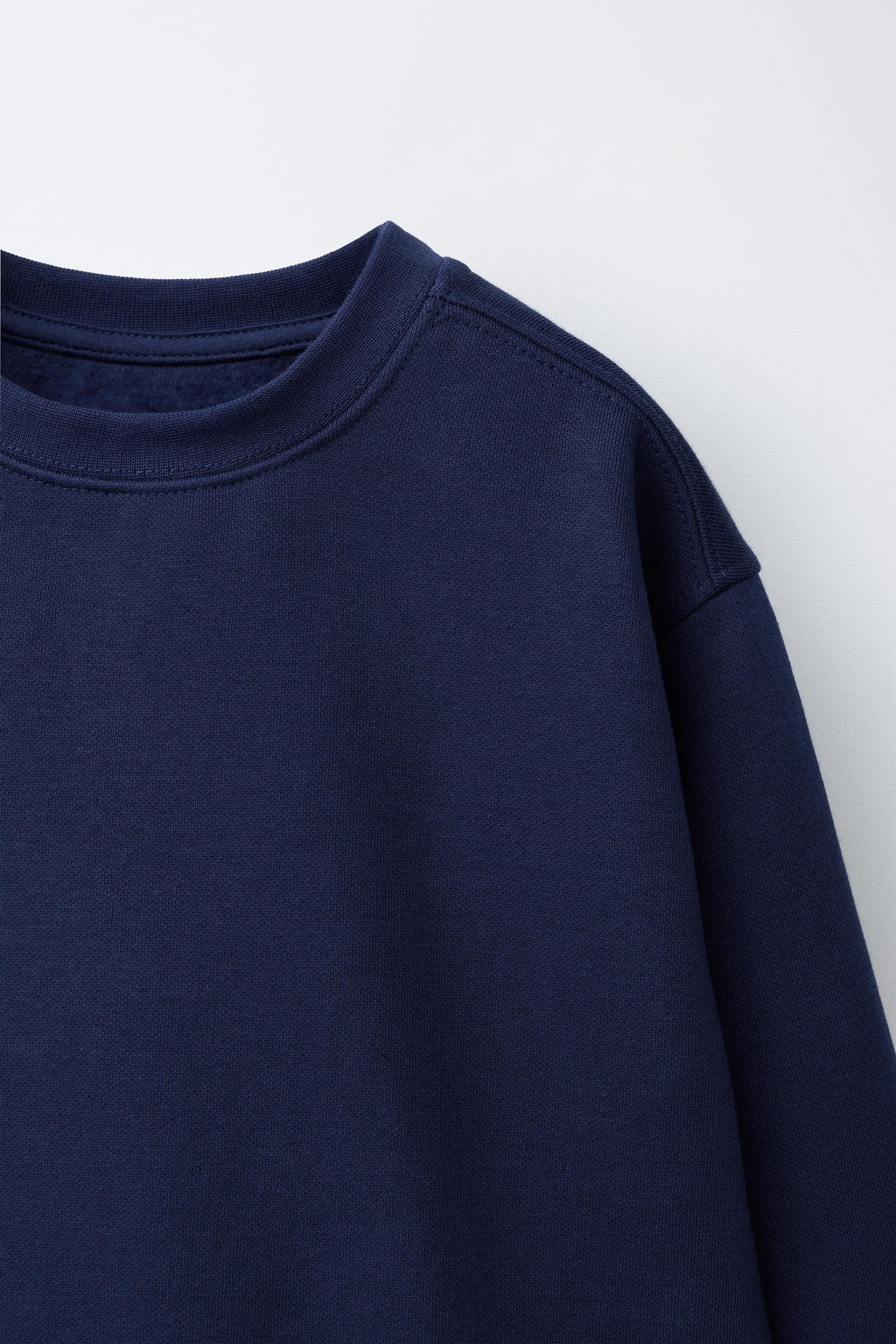 SUDADERA B?SICA TEXTO Y ETIQUETA / Azul - Zara фото 3