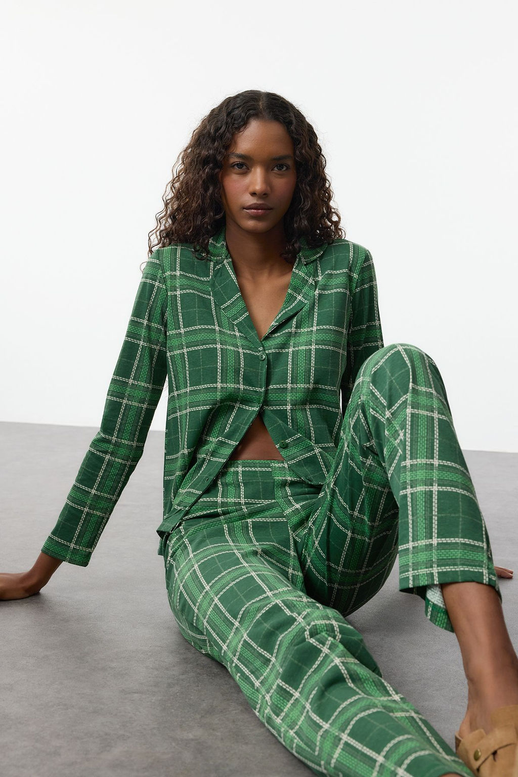 Trendyolmilla Bej %100 Pamuklu Ekoseli Orme Pijama Tak?m? THMAW20PT0266