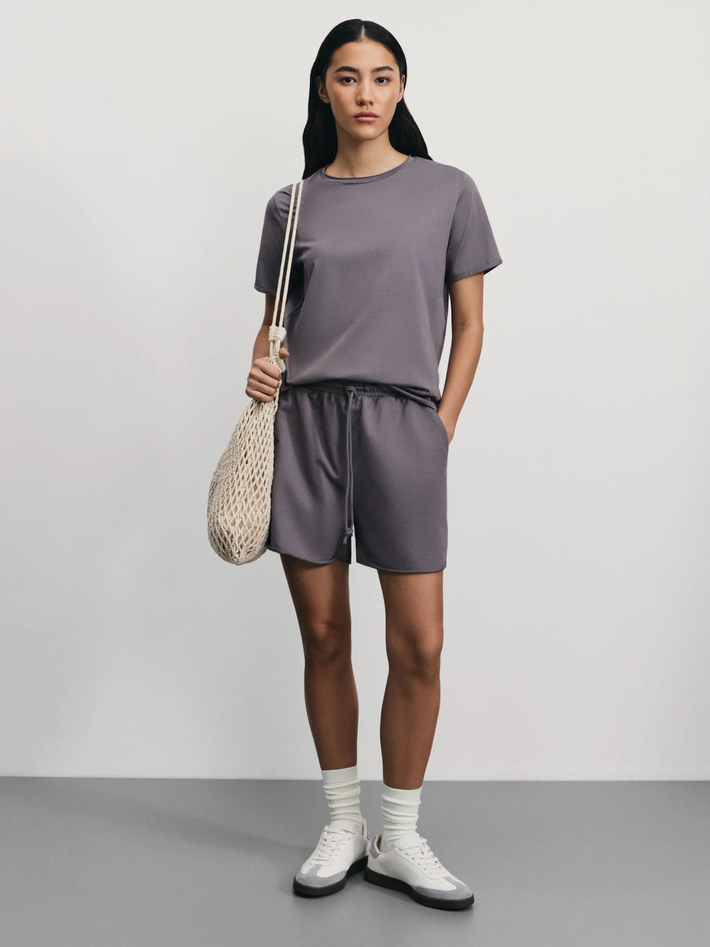 Хлопковая футболка прямого кроя / Zarina  фото 2