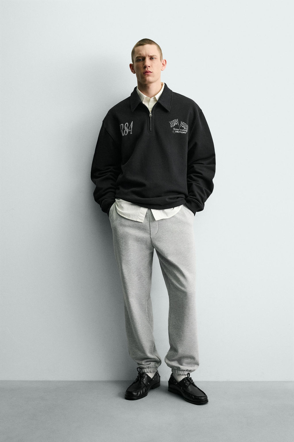 QUARTER-ZIP PRINTED SWEATSHIRT