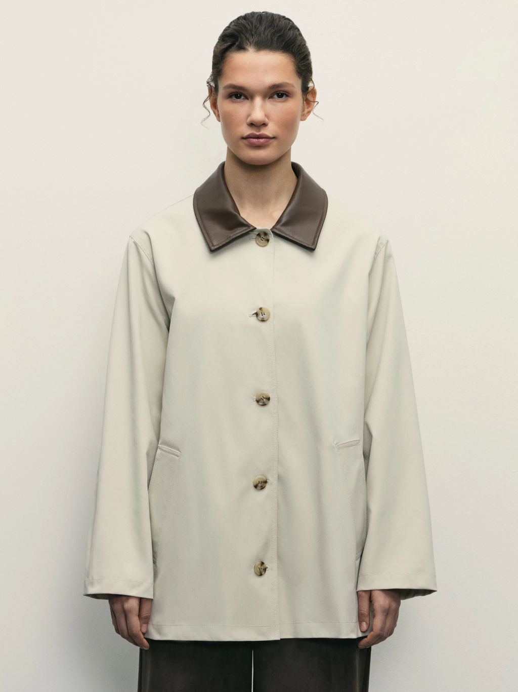 Плащ с акцентным воротником / Zarina  фото 3