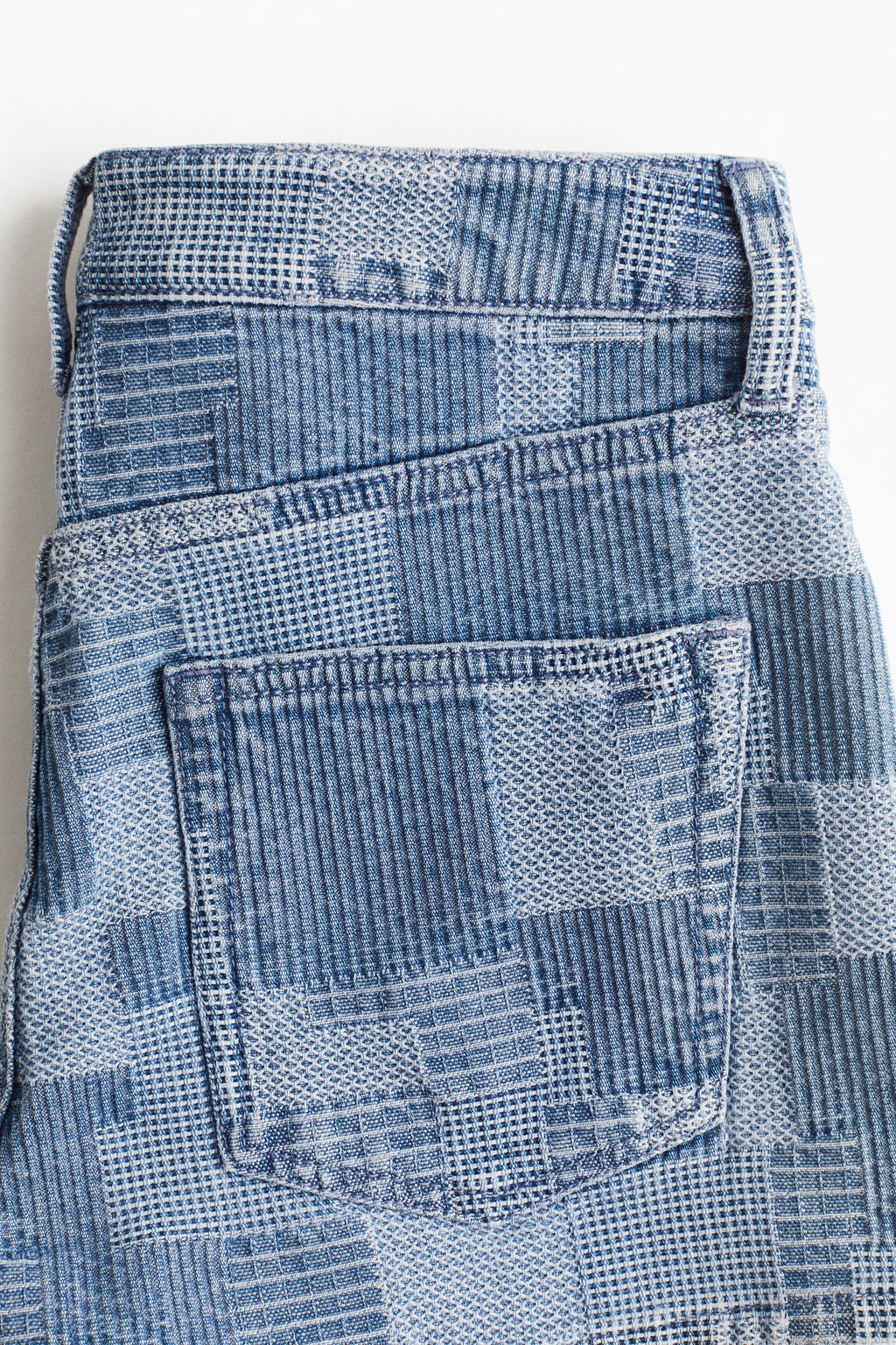 Vaquero corto efecto patchwork - H&m фото 3