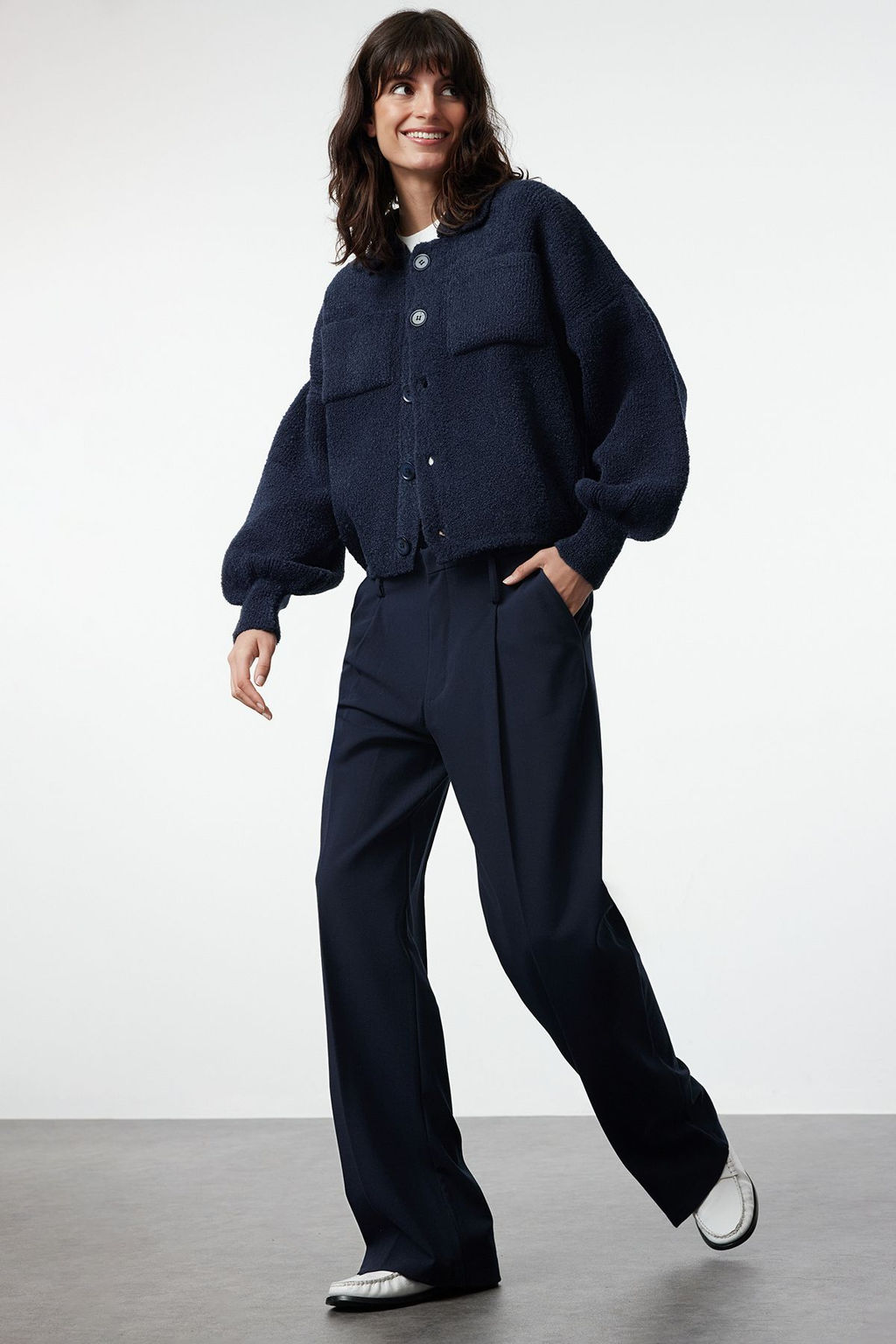 Lacivert Yumusak Dokulu Mont Gorunumlu Triko H?rka TWOAW25HI00162