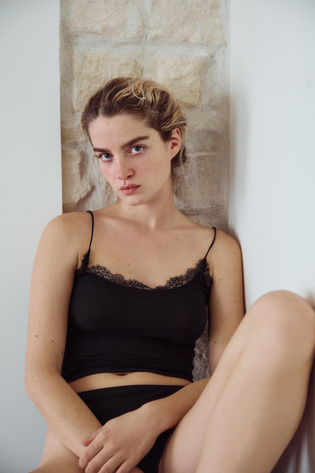 TOP MEDIA ENCAJE / Negro - Zara фото 2