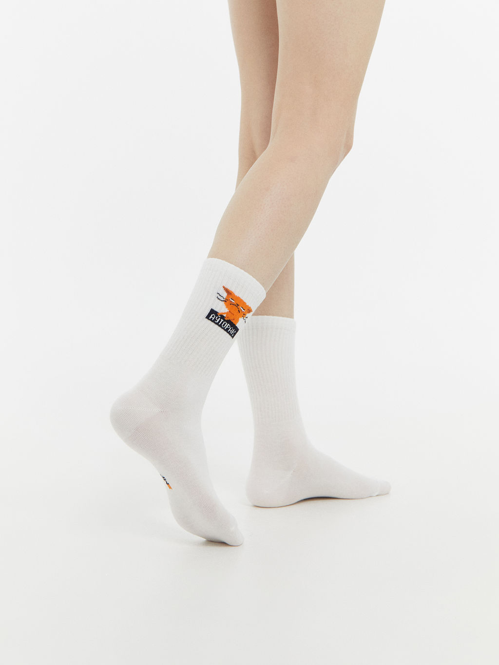 Цена за 5 пар! Носки женские белые с рисунком в виде котика и надписи "Аторак" белый 217K-2665