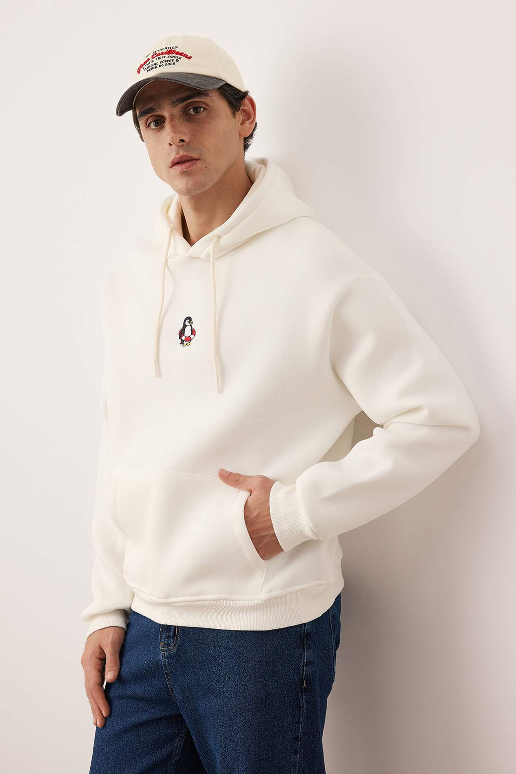 TRENDYOL MAN Indigo Regular/Normal Kesim Kapusonlu Ici Polar/S?cak Tutan Kurt Nak?sl? Sweatshirt TMNAW24SW00018 - Trendyolmilla фото 29