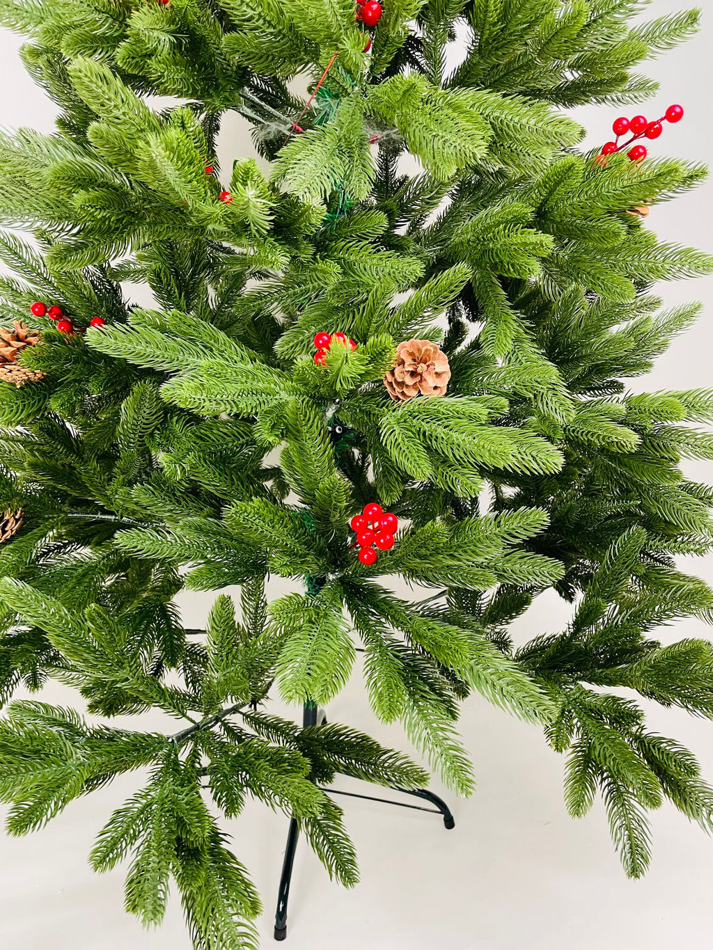 Ель литая круглые ветки (шишки, ягоды) 210 см - Ип лебедев о.ю фото 3