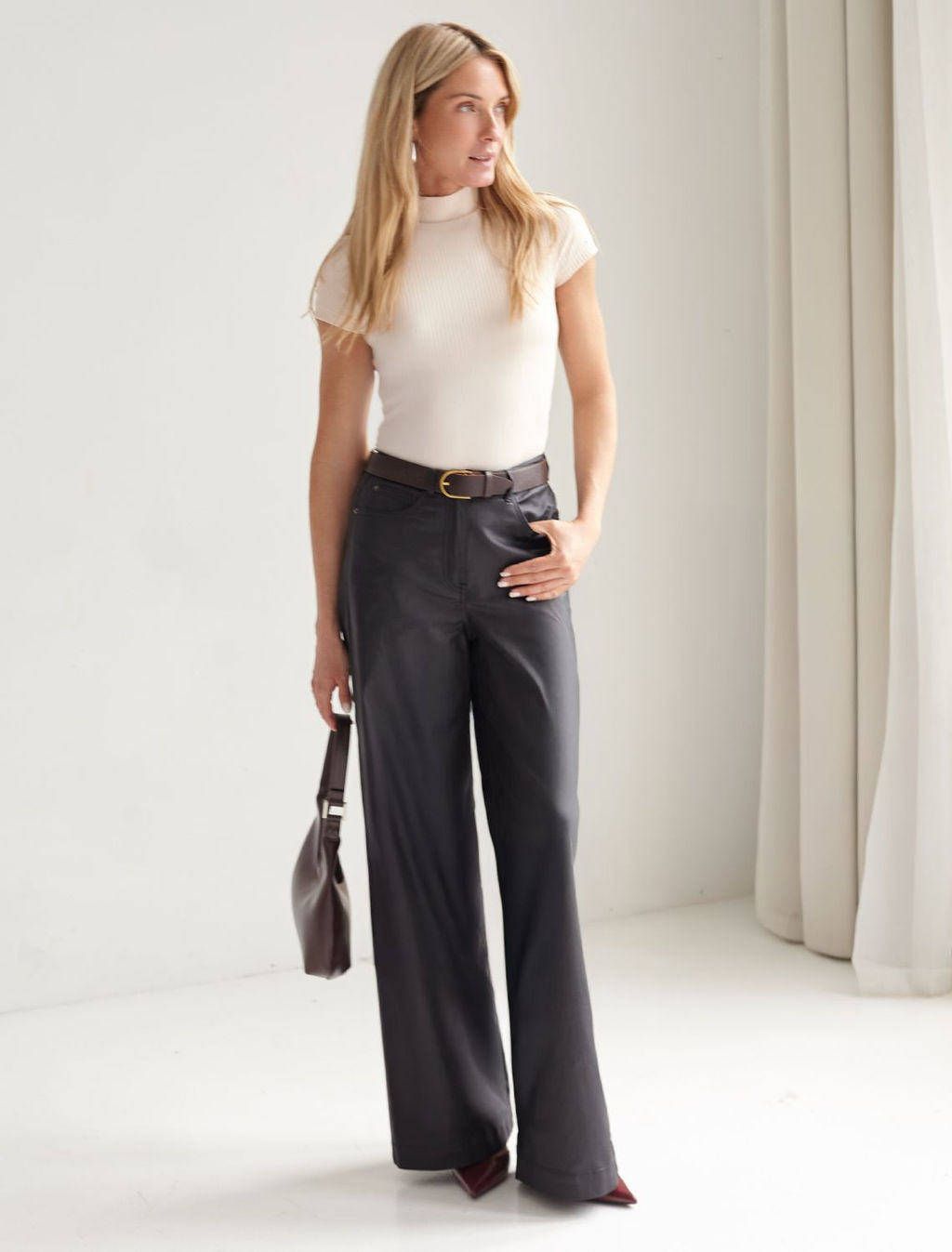 D49.104 Футболка женская овсяный