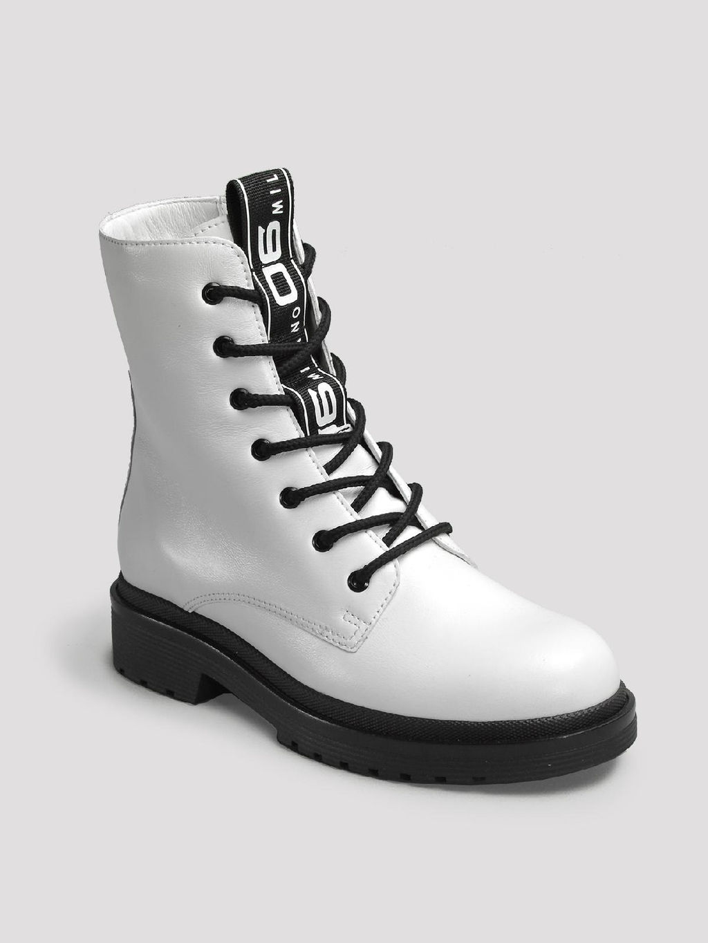 Скидка -25%. Ботинки Ионесси  фото 3