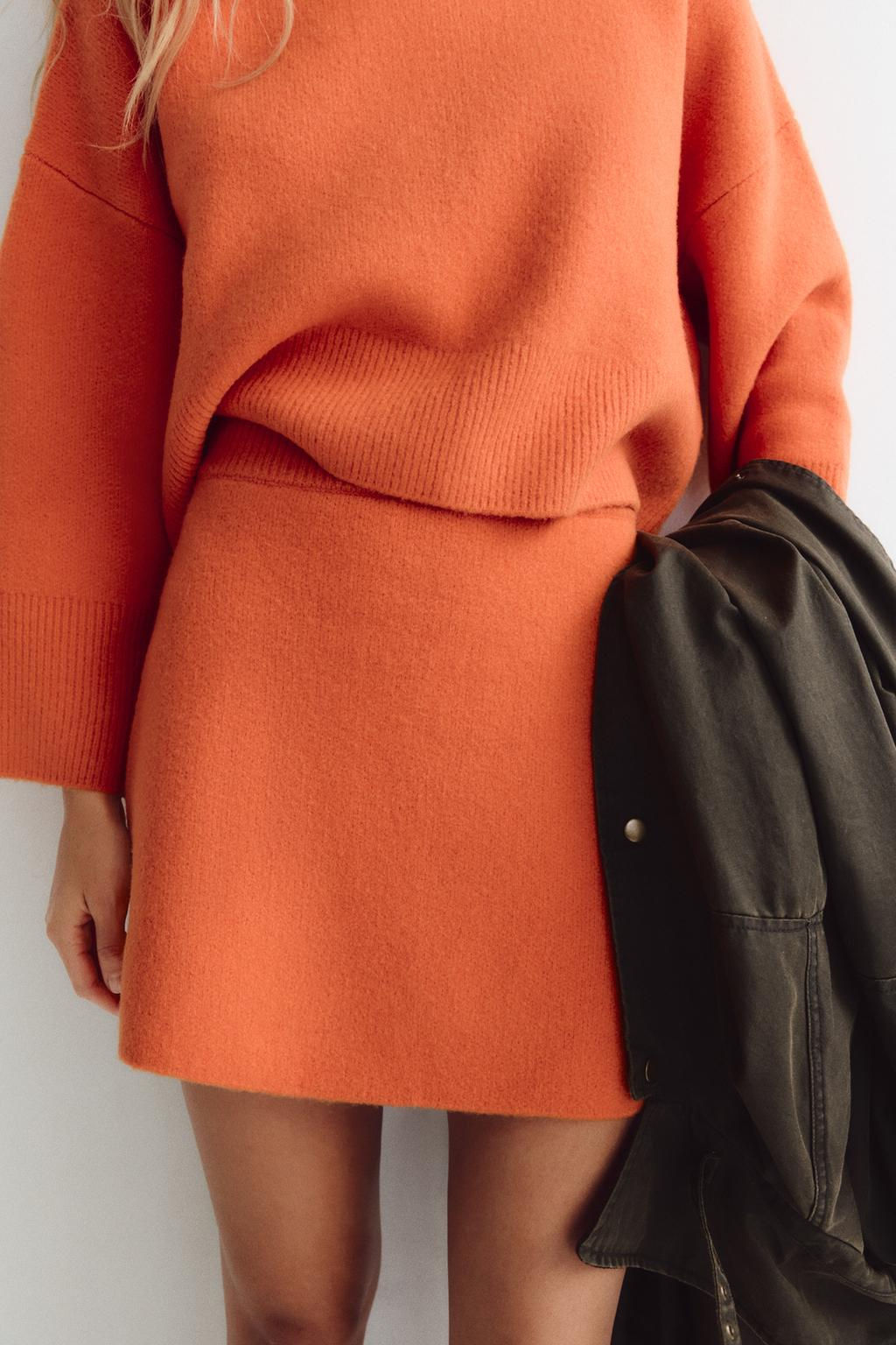 PLAIN KNIT MINI SKIRT - Zara фото 2