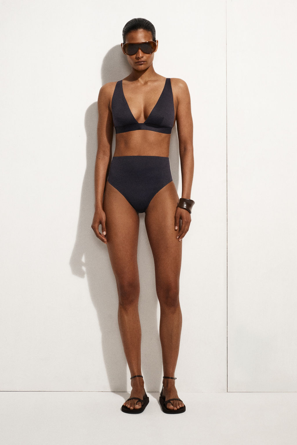 BRAGUITAS DE BIKINI CINTURA ALTA EFECTO NEOPRENO - H&m фото 2