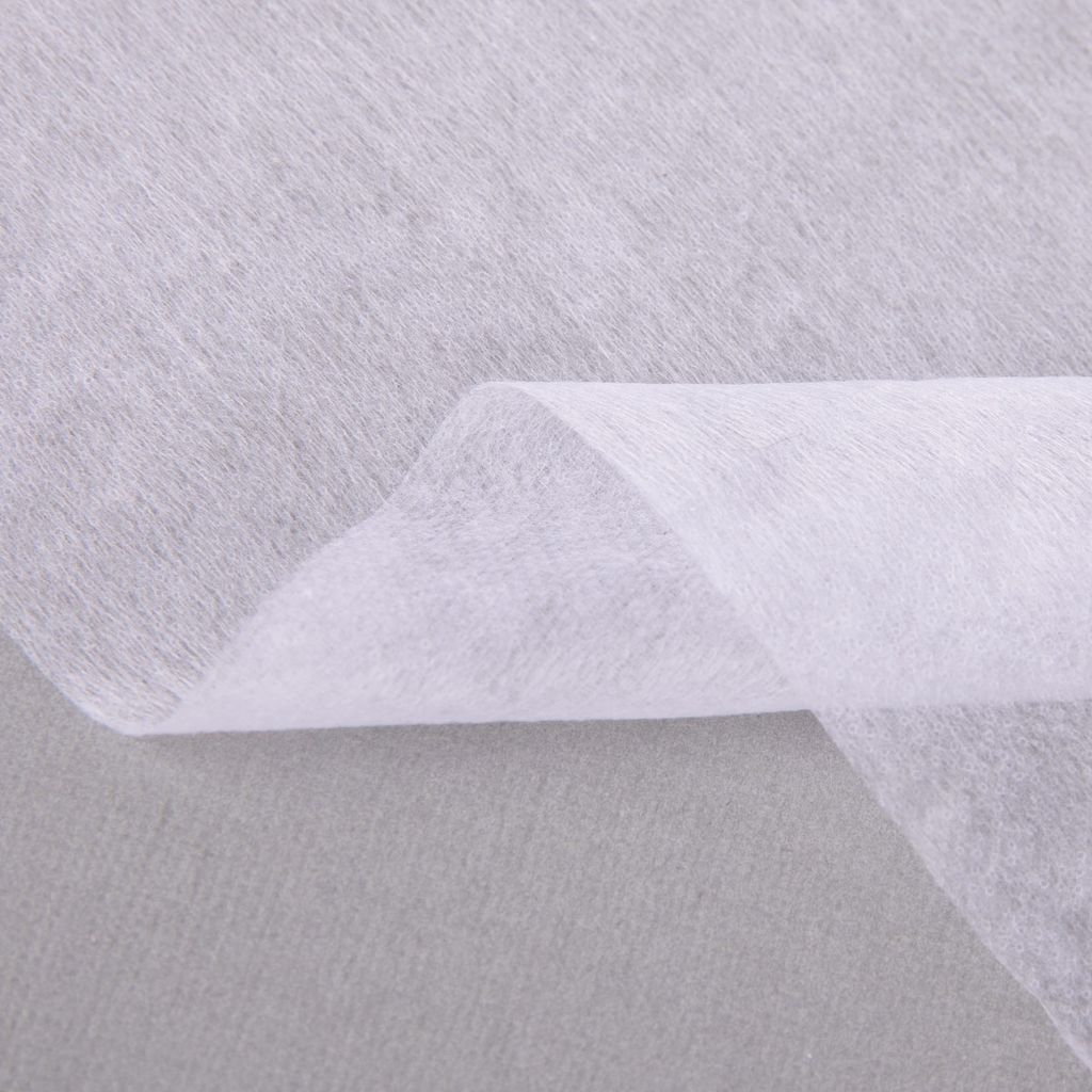 Нетканный материал (флизелин) Гамма неклеевой G-722-0 16 г/кв.м 1 100 см белый W