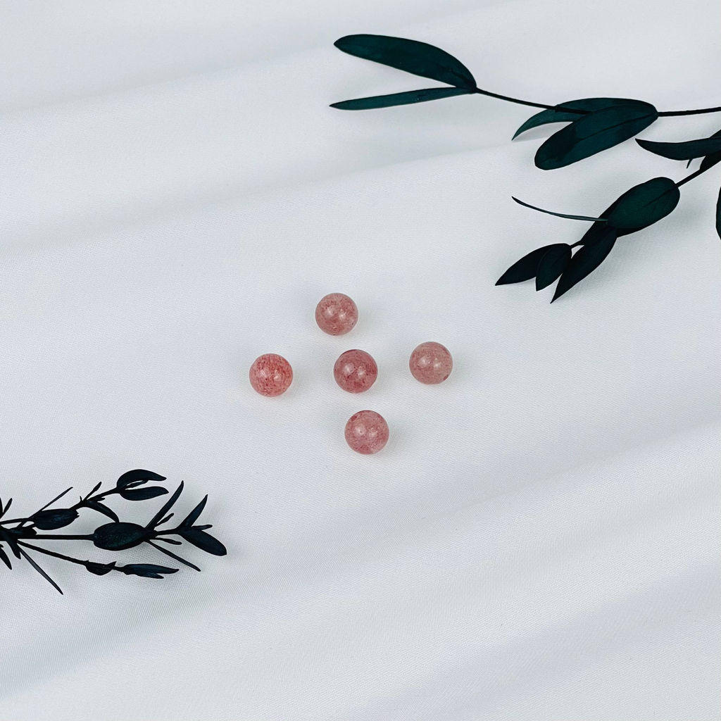 Бусины для украшений из Клубничного кварца (5 шт)