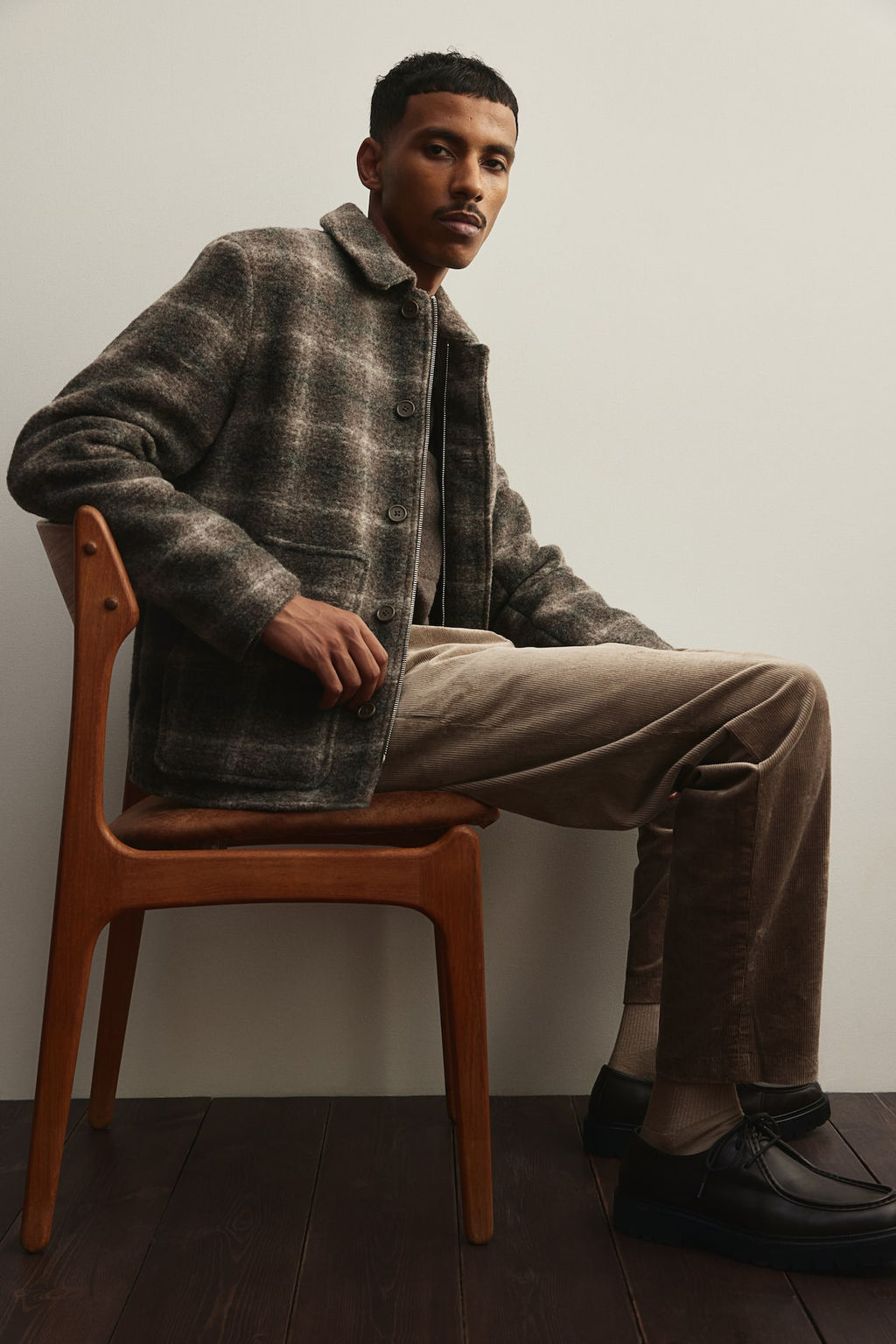 Pantalon de pana Regular Fit - H&m фото 4
