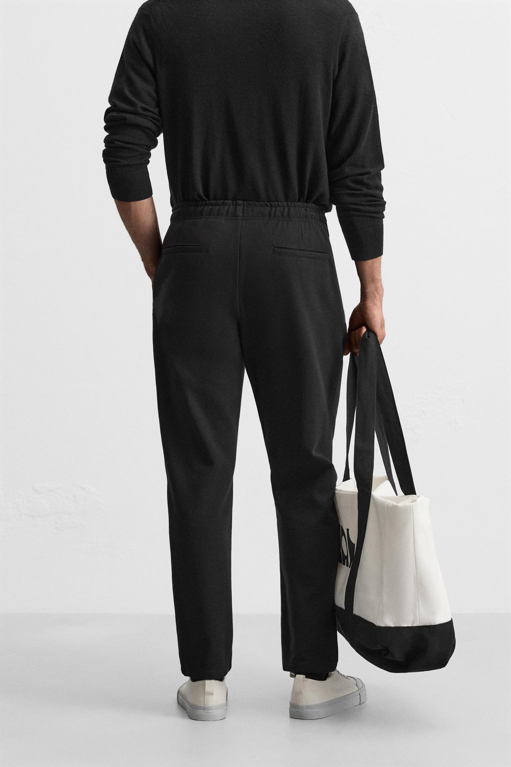 PANTAL?N CINTURA JOGGER CONFORT / Negro - Zara фото 3