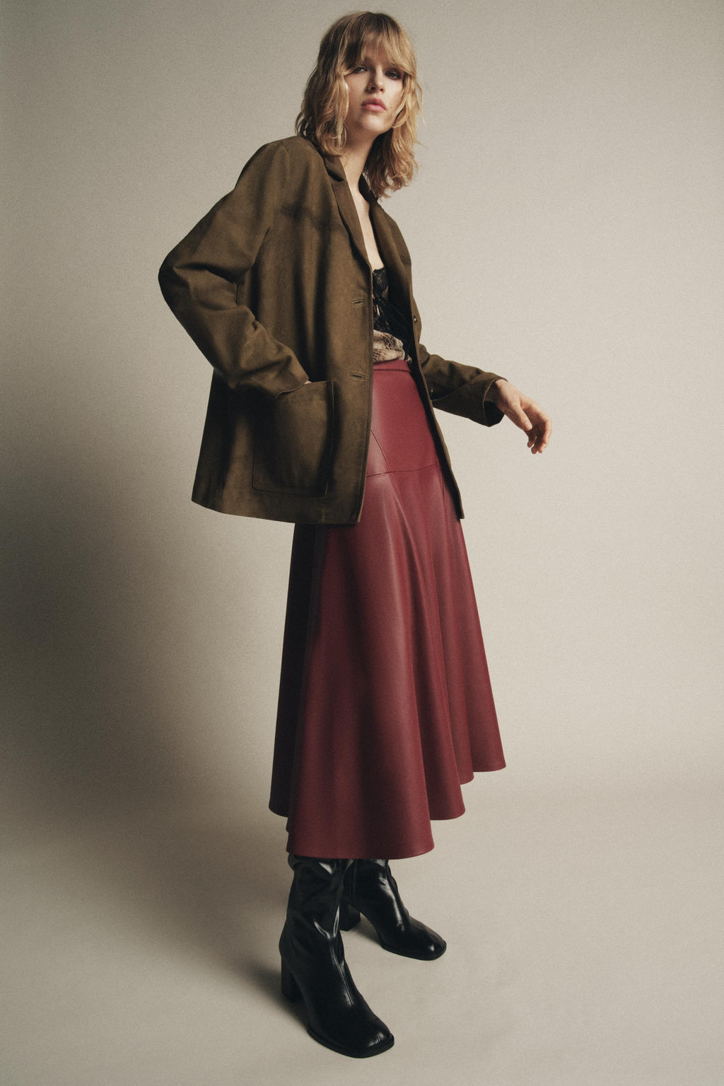 ZW COLLECTION LEATHER EFFECT MIDI SKIRT - Zara фото 4