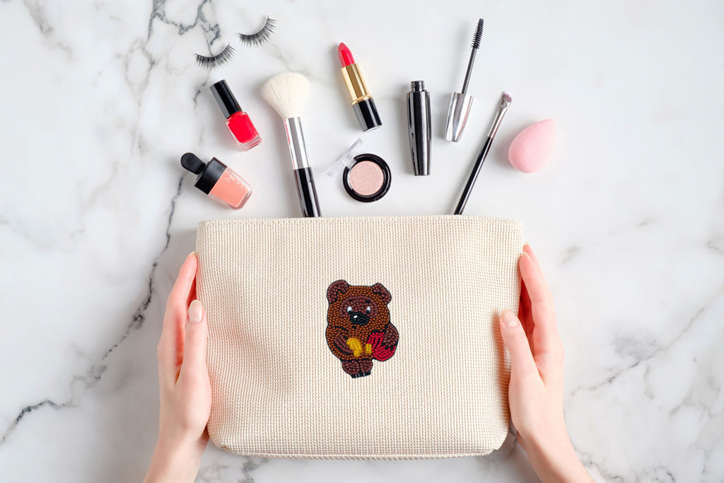 Klart набор для вышивания CMF-10-048 Брошь. Винни Пух 5 х 7 см  фото 3